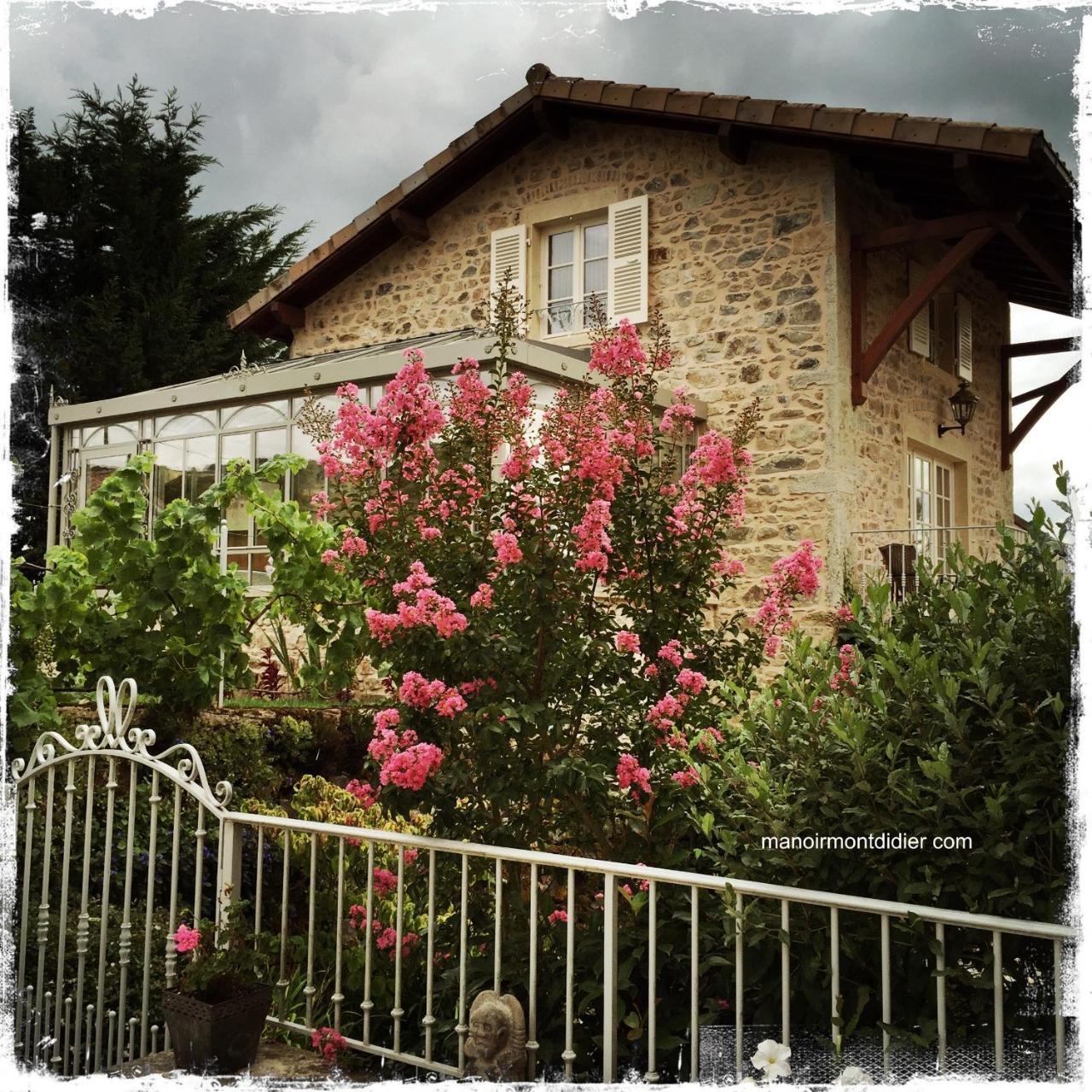 Manoir Montdidier Burgundy Bed & Breakfast Tramayes ภายนอก รูปภาพ